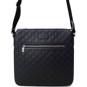 GUCCI Signature Guccissima Leather Messenger Crossbody Bag Black